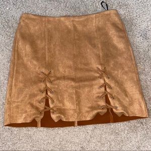 Suede skirt (M)